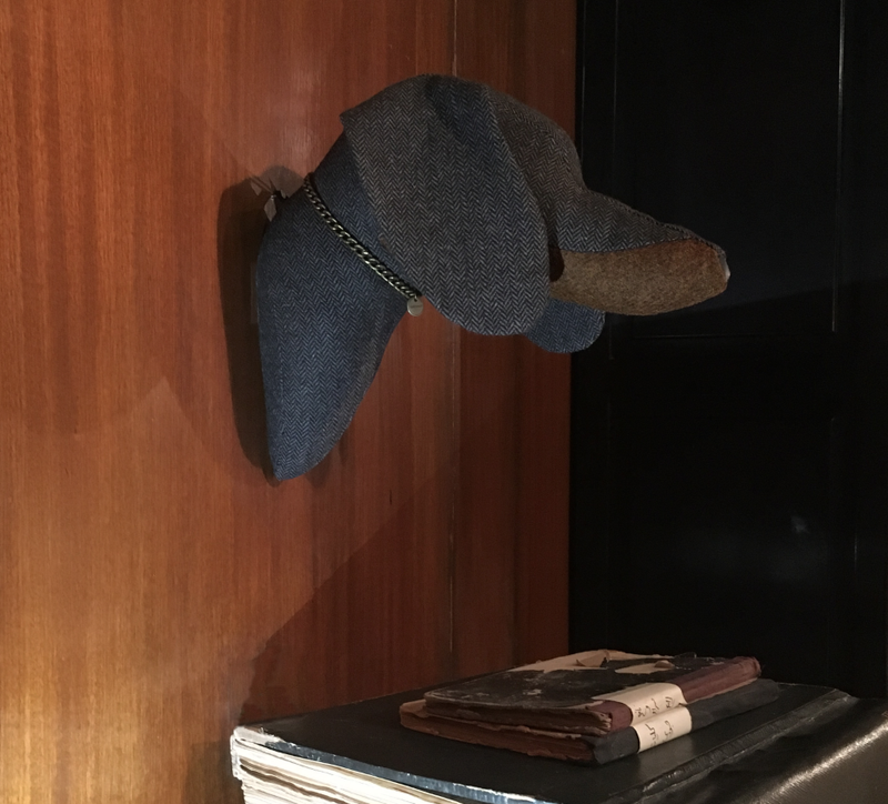 SOFT GREY HOUND-AMERU BLACK (BOW)