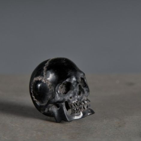 SMALL  BLACK MEMENTO MORI