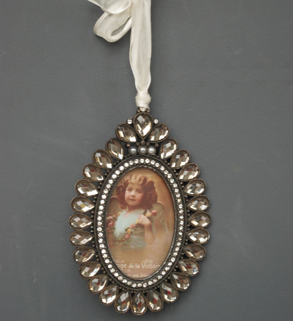 Hanging pewter photo frame