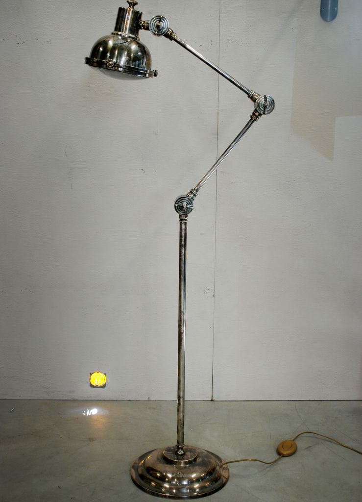 FLOOR LAMP IN NICKEL
