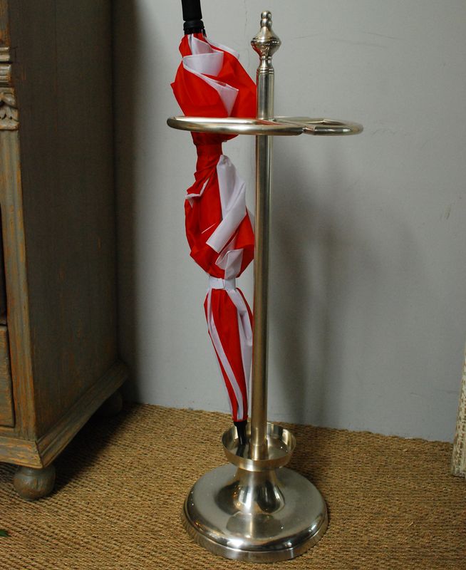 UMBRELLA HOLDER NICKLE FINISH