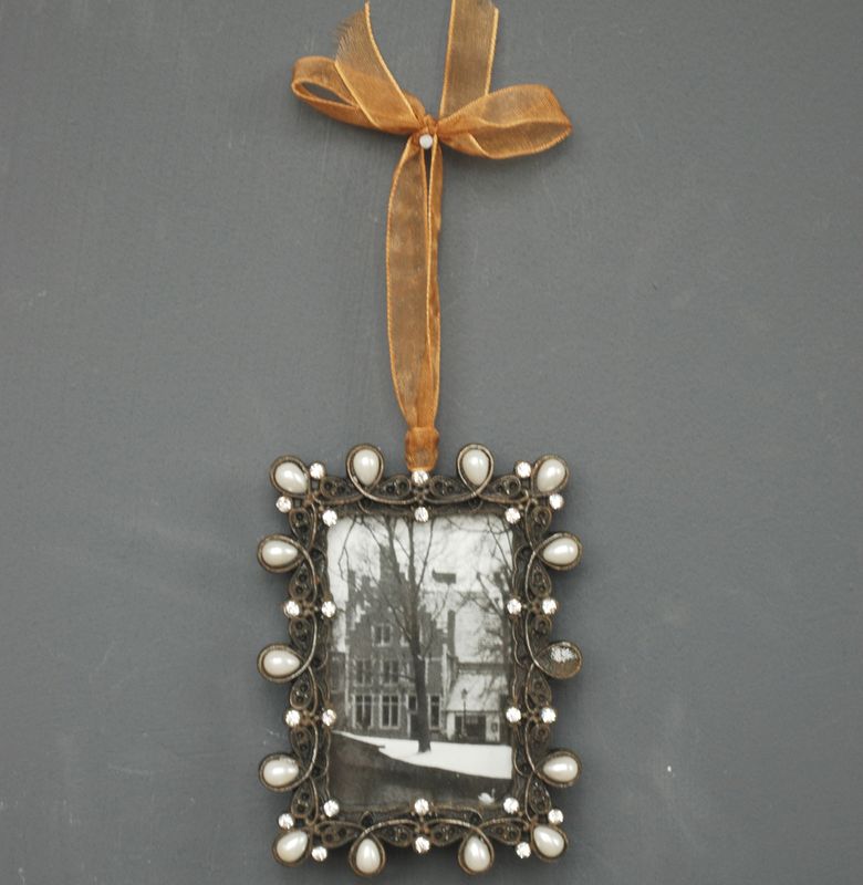 Hanging pewter photo frame