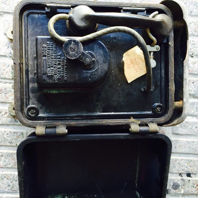 VINTAGE BLACK MINE PHONE