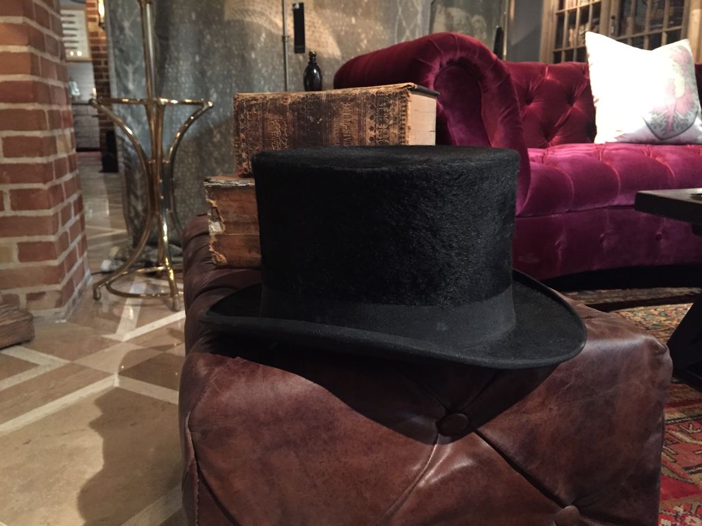 Top Hat- Mohamed Zadeh