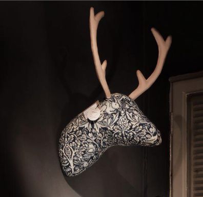 DEER HARES
