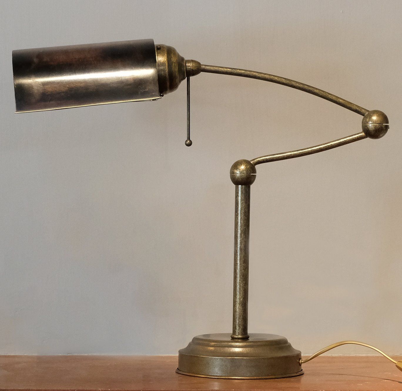 TABLE LAMP DESK