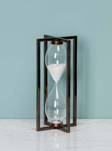 BIG SANDTIMER WITH METAL FRAME