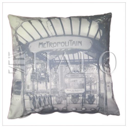 EMELIE&#39;S METROPOLITAN CUSHION BIG