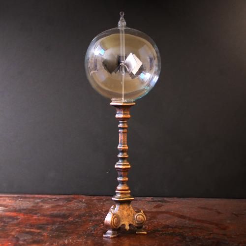 RADIOMETER ON BRASS STAND LARGE