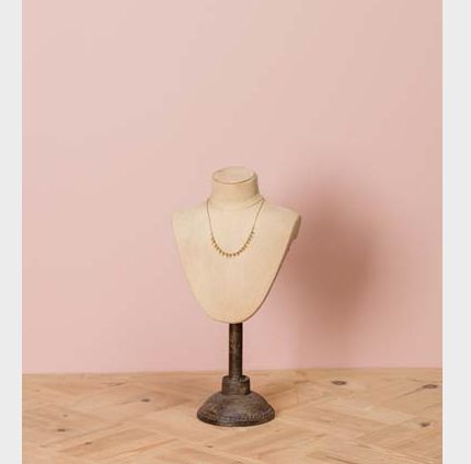 BUST DISPLAY IN COTTON