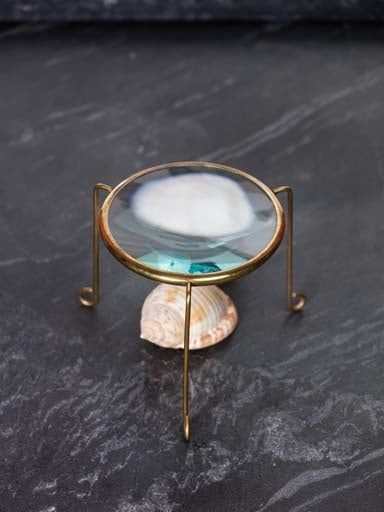 ELEGANT TRIPOD MAGNIFIER
