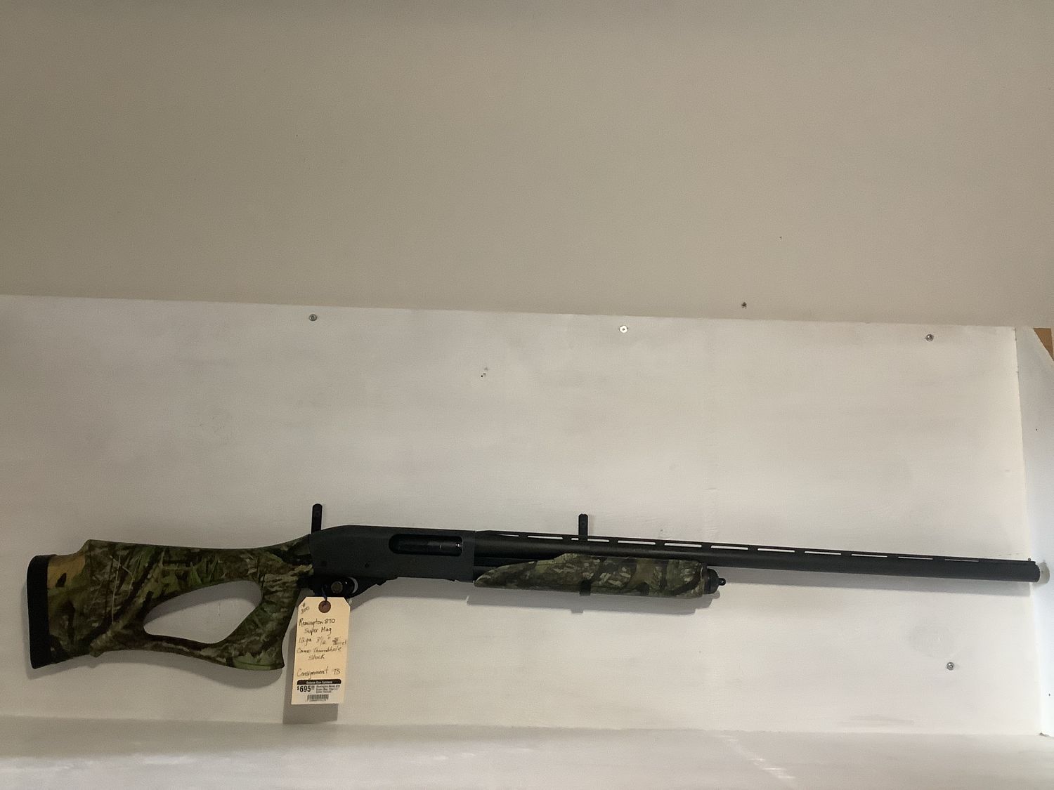Remington Model 870 Super Mag 12ga 3.5&quot; Camo Thumbhole Stock