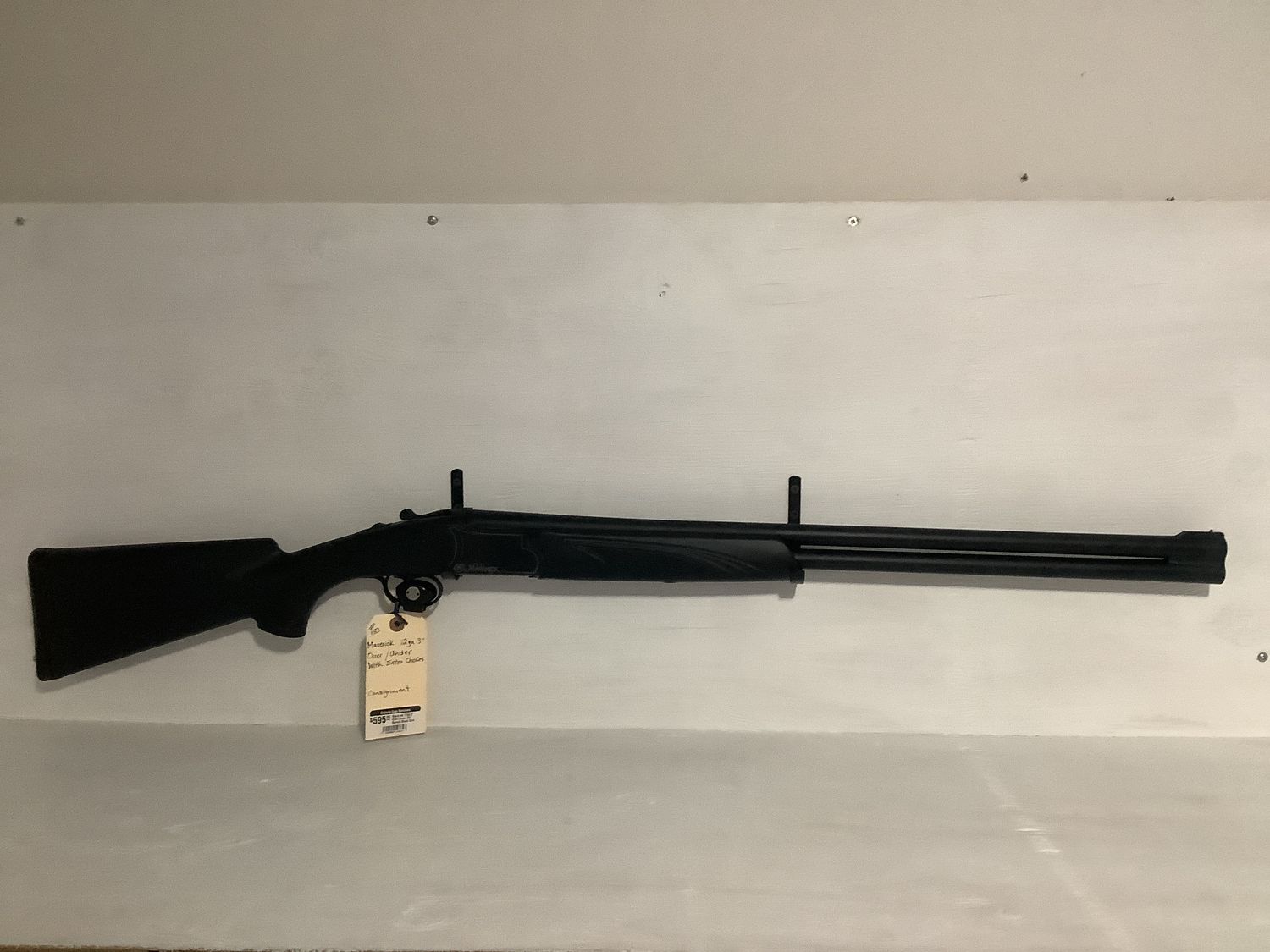 Maverick 12ga 3&quot; Over Under 28&quot; Barrels Black Synthetic Stock With Extra Chokes