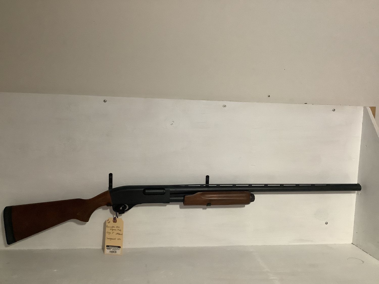 Remington Model 870 Express Mag 12ga 3&quot; 28&quot; Barrel With Choke Excellent Condition