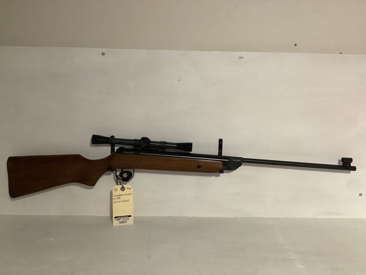 Canadian Hunter D-188 .22 Pellet Rifle With Scope