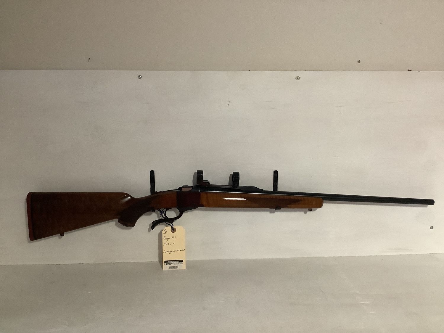 Ruger #1 243 win *Excellent Condition Ruger #1 243 win *Excellent Condition