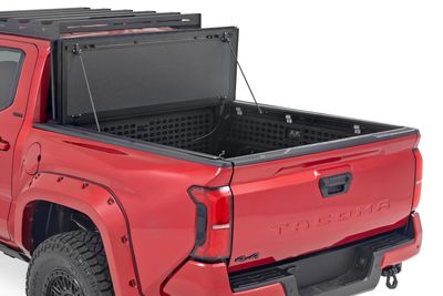 Rough Country Hard Tri-Fold Flip Up Bed Cover 5' Bed | Toyota Tacoma 2WD/4WD (2024-2025) - 49415551