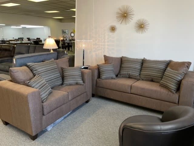 UPTOWN PINSTRIPE  LOVESEAT  brown &amp; golden