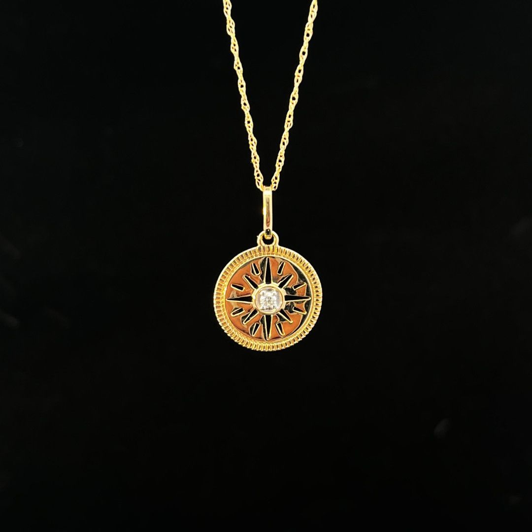 14k Yellow Gold .02ctw Diamond Compass Rose Necklace