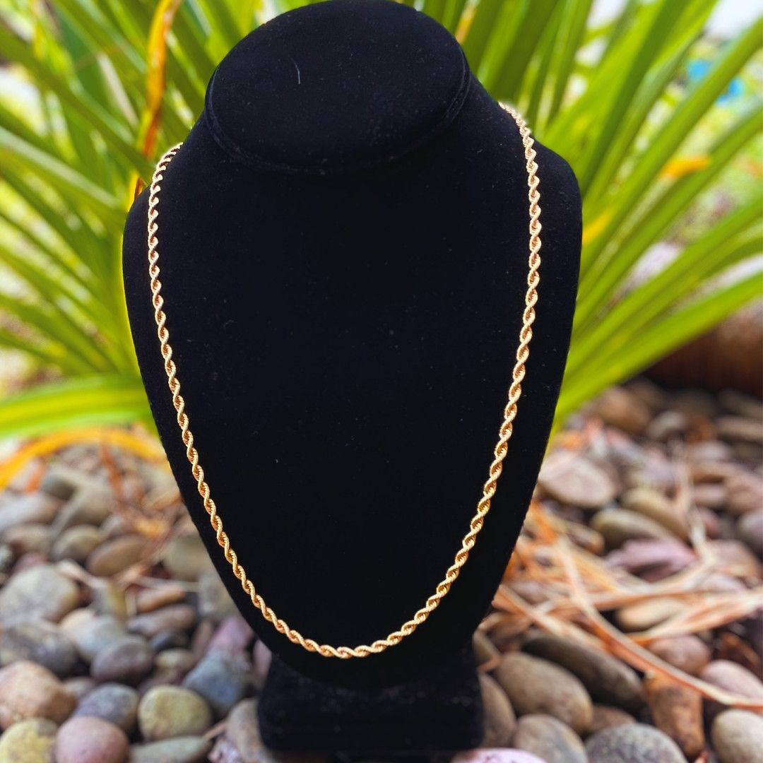 Pre-loved 14k Yellow Gold Solid Rope Chain 29&quot;
