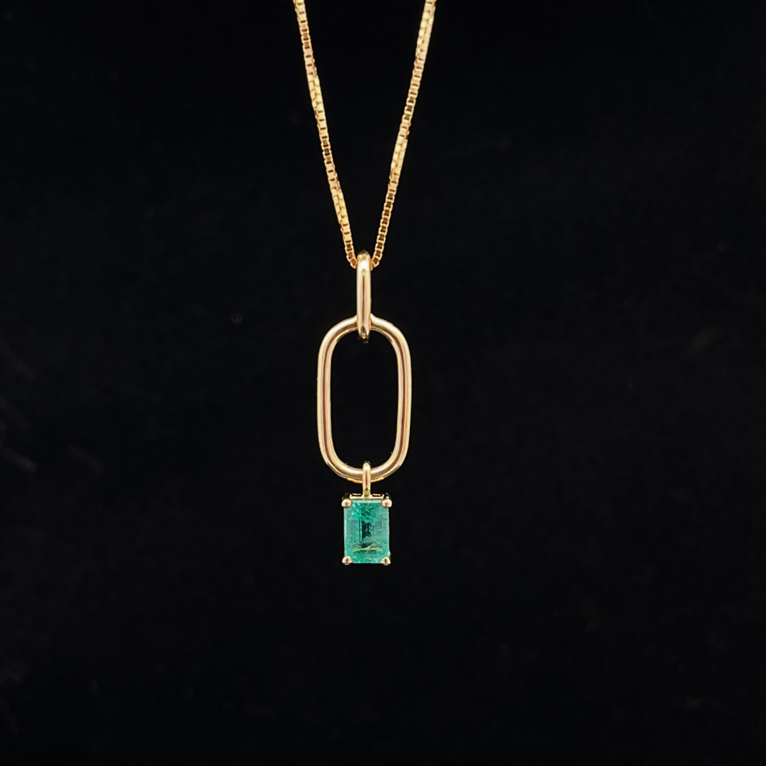 14k Yellow Gold 6x4 Genuine Emerald Paper Clip Necklace