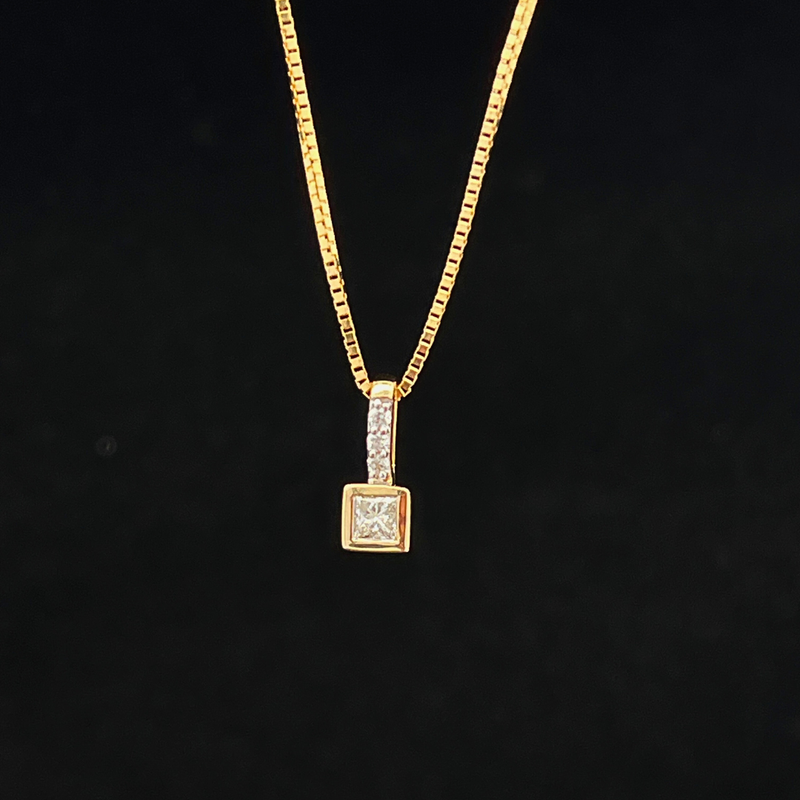 14k Yellow Gold .12ctw  Diamond Pendant