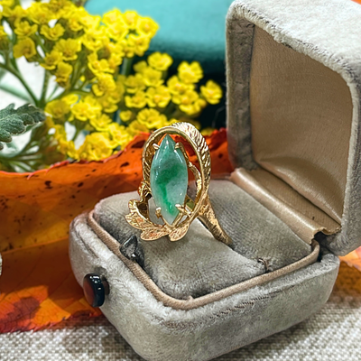 Pre-Loved 14k Yellow Gold Vintage Jadeite Fashion Ring