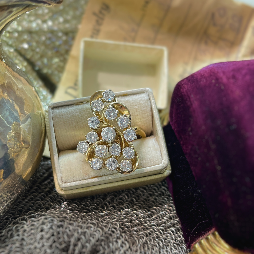 Pre-Loved 14k Yellow Gold 1.25ct Diamond Cluster Fashion Ring