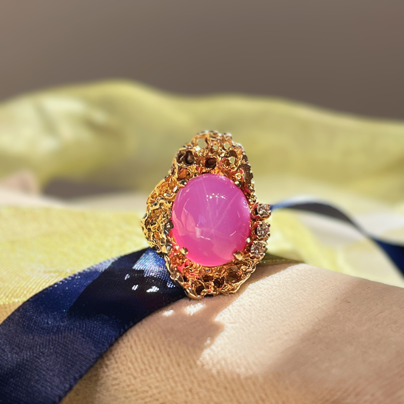 Pre-loved 14k YG Gold Nugget With LG Pink Star Sapphire Fashion Ring