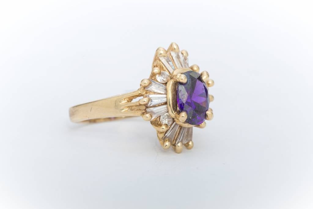 Amethyst and Diamond Ring Yellow Gold 14k