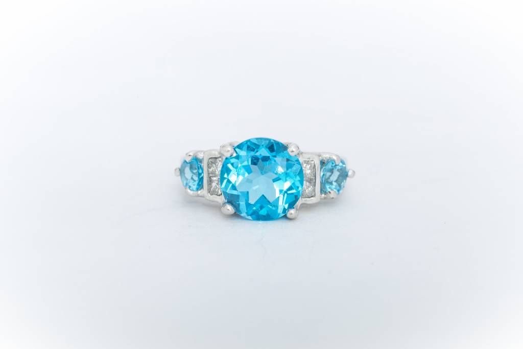 3 Stone Aquamarine and Diamond Ring White Gold 14k