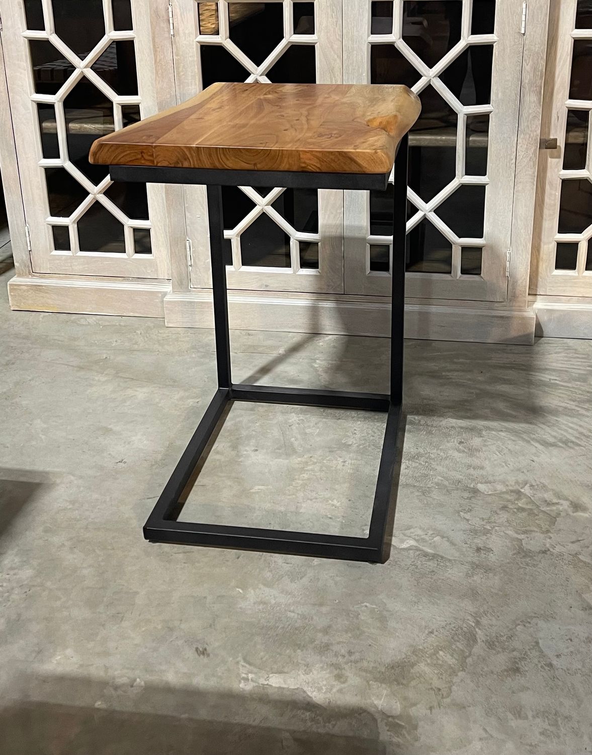 Pioneer C Table-17x20x28 No Additional Discounts Allowed