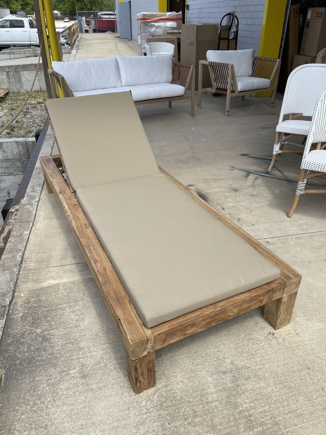 Batak Sun Lounger-82.5x32