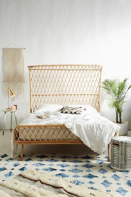 Layla Rattan Bed-Queen-65 Wx83 L x 62 H