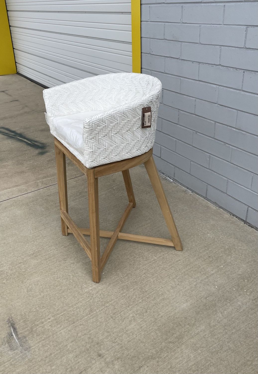 Blanco Outdoor Counter Stool-21x18x34