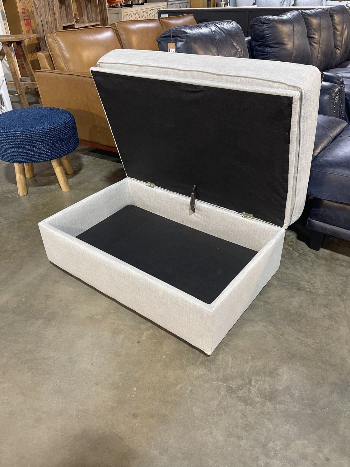 Storage Ottoman-Rollo Zinc-39x25x16