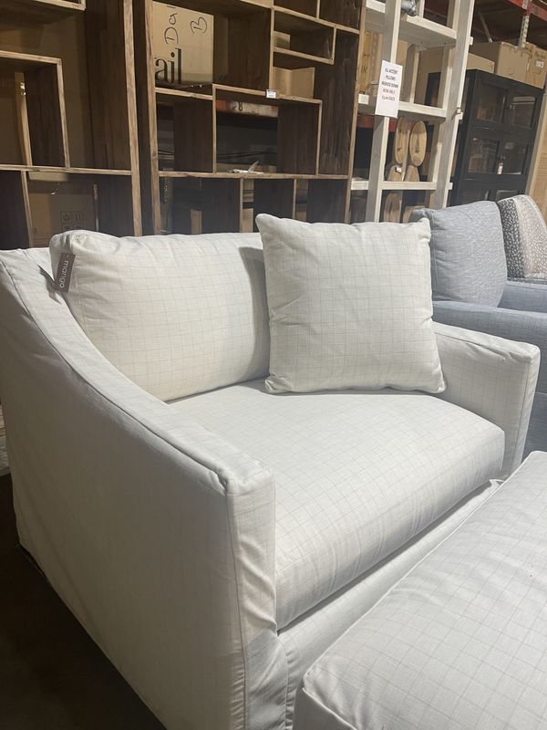 Bradford Slip Chair 1/2-RA102-79(AA)-WPE+-42x39x36