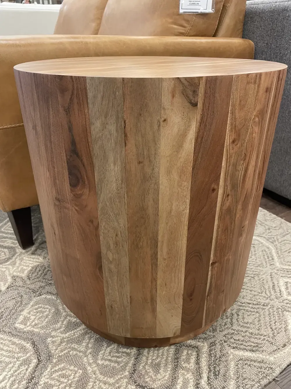 Hailey  20&quot; Round End Nat 22&quot; H