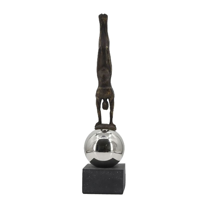 HANDSTAND WITH STEEL SPHERE	5 x 5 x 23