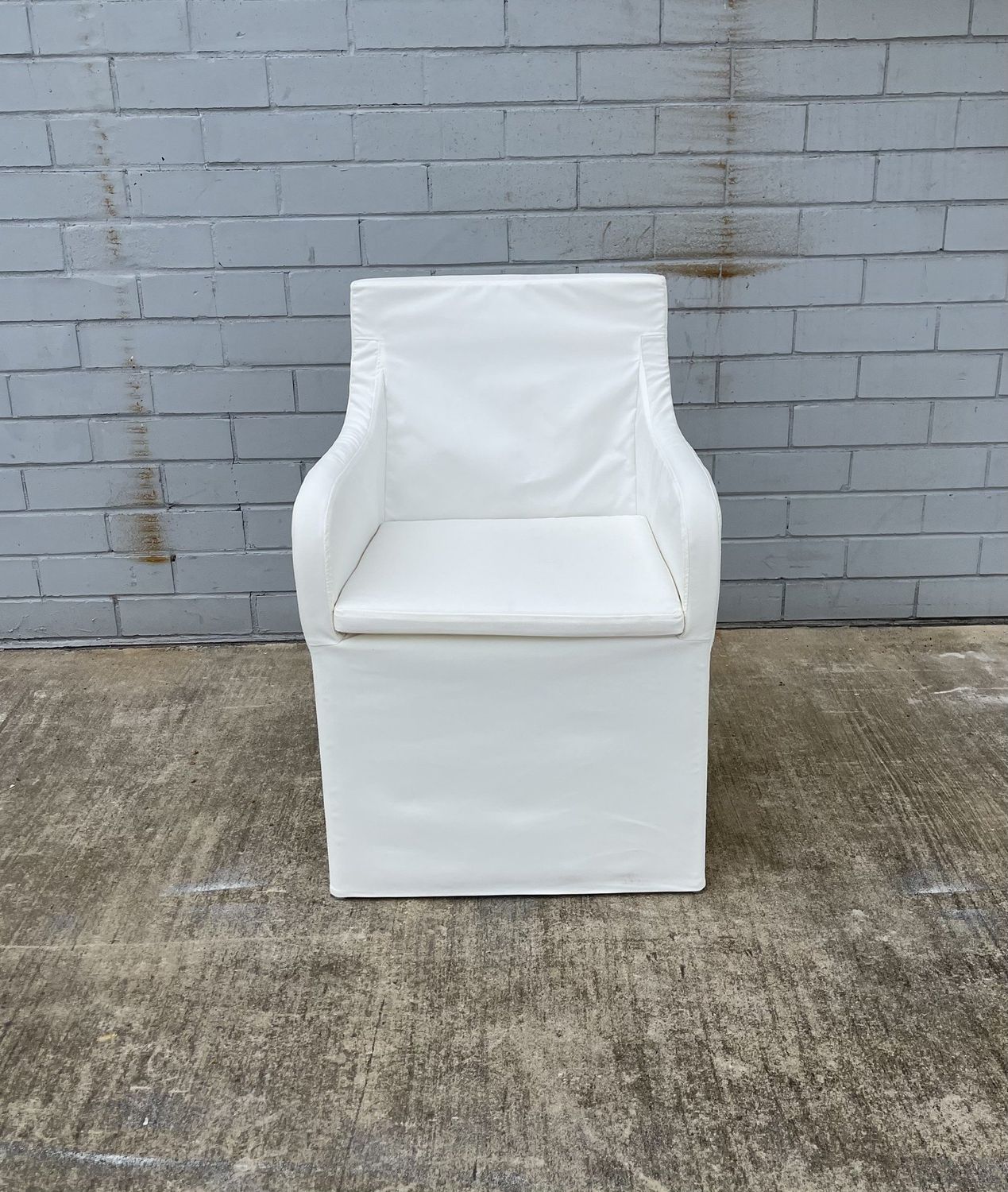 Biana Outdoor Slipcovered Chair-White Last one No Other Dics.