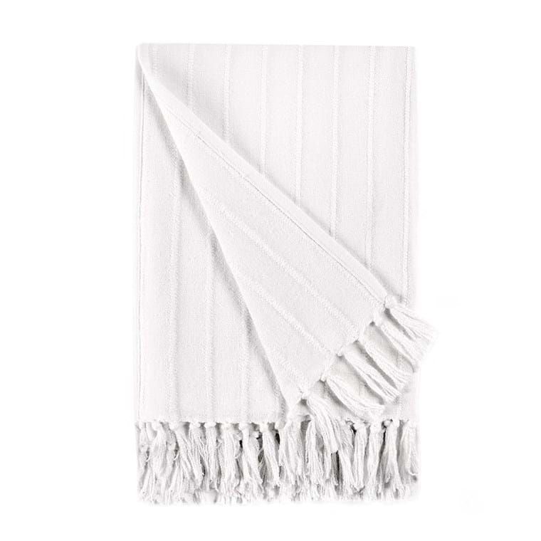 TC Hunter White Throw-50x70