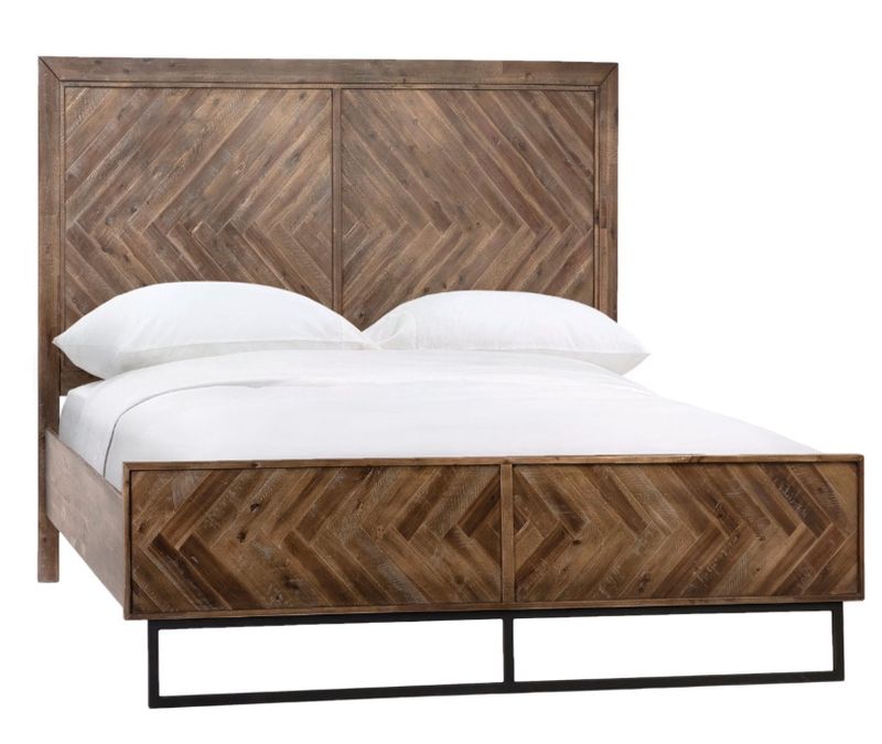 Holly Bed Queen W 64 D 85 H 60