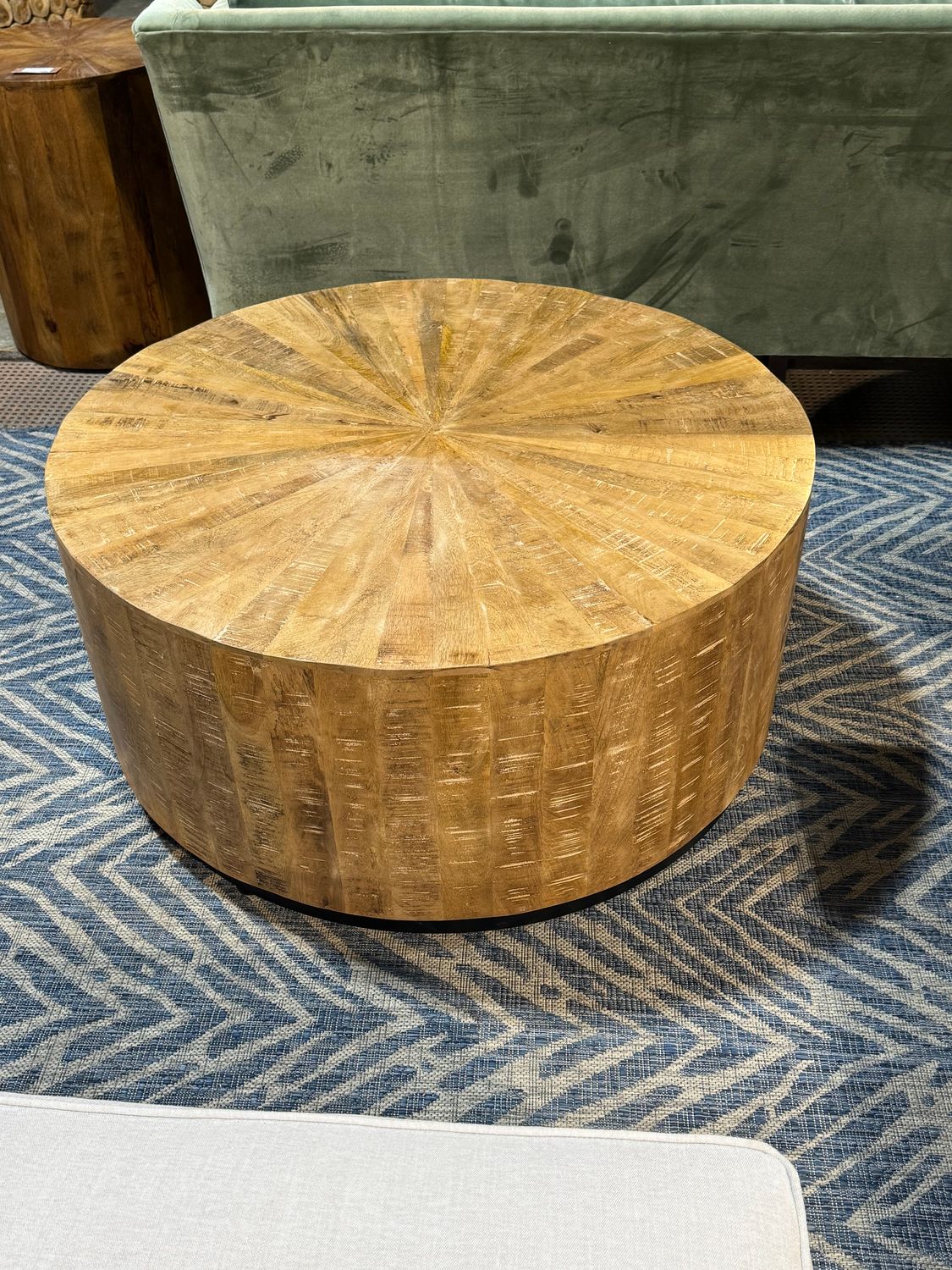 Wd. Coffee Table 39x39x19 Light