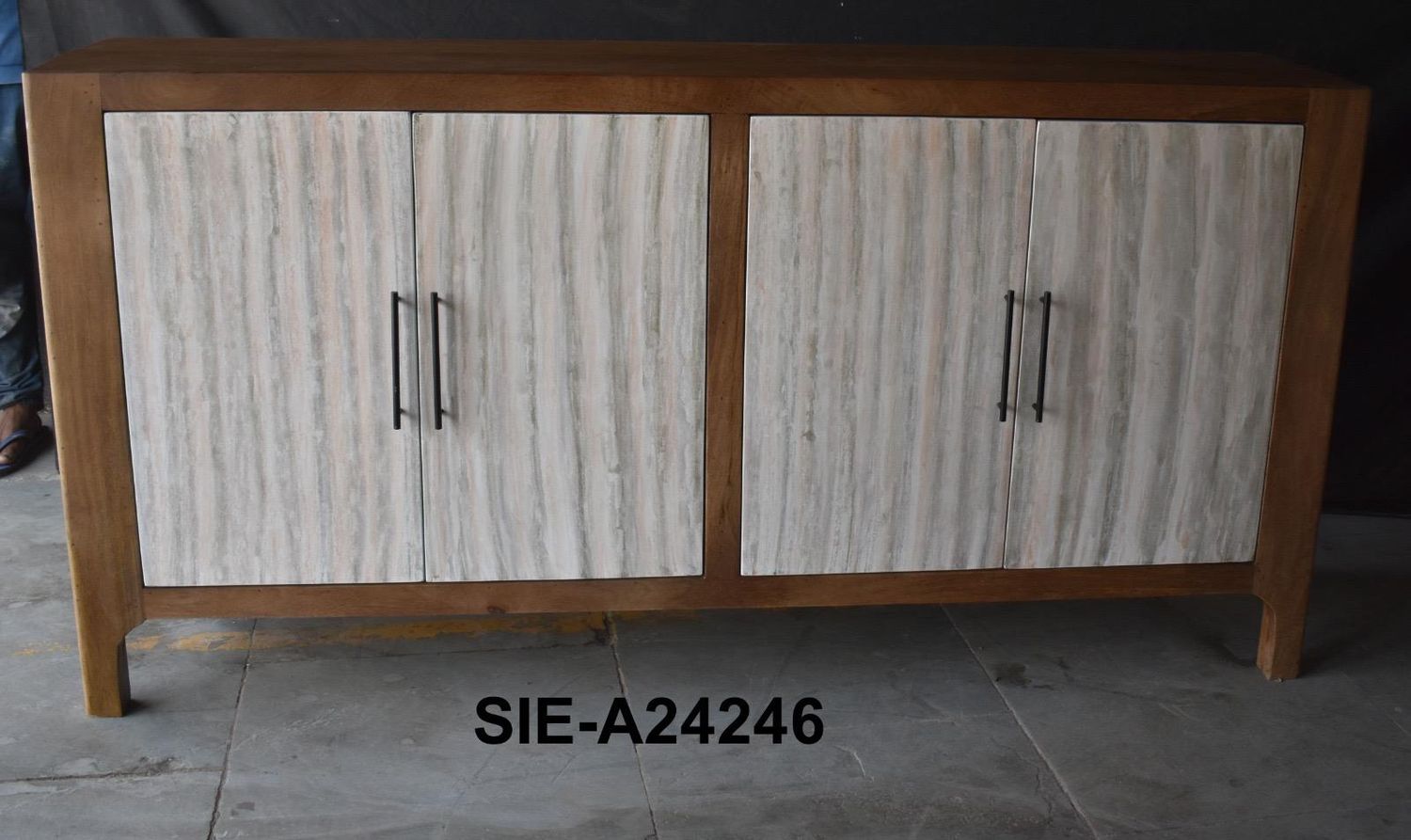 Wd. 4 Door Sideboard 72x18x36 Two Tone