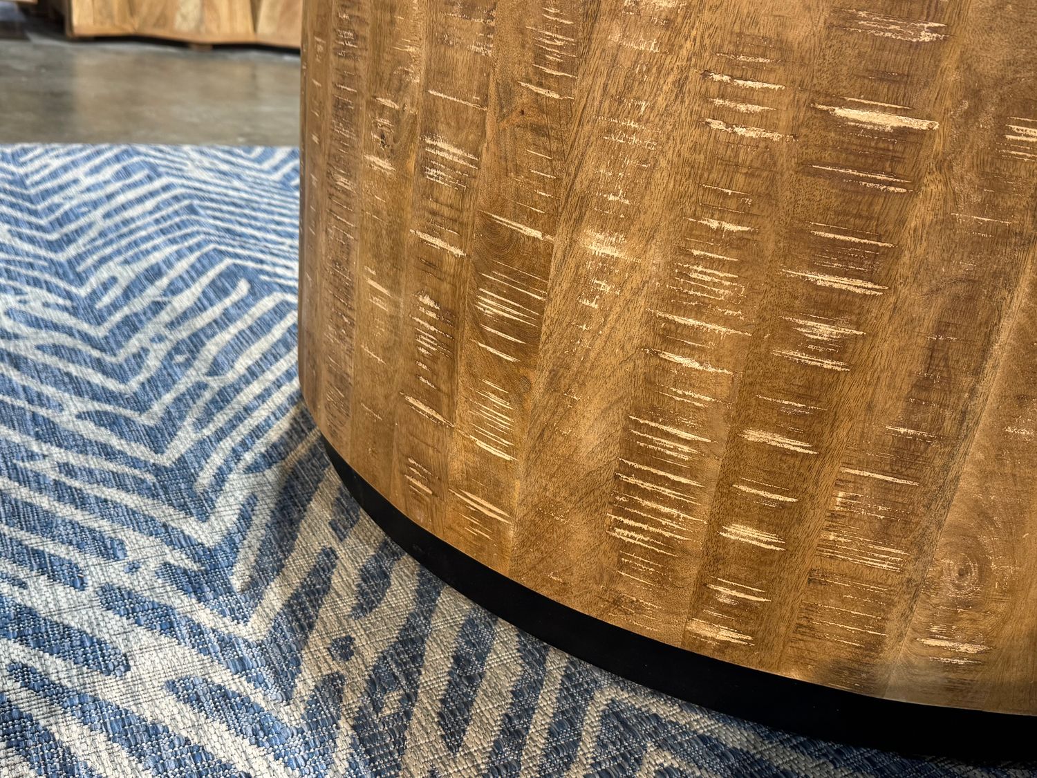 Wd. Coffee Table 39x39x19 Light
