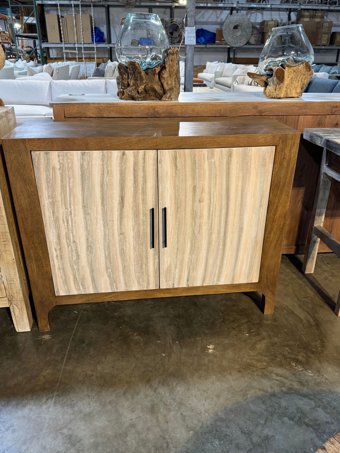 WD. 2 Door Sideboard 48x18x38 Two Tone