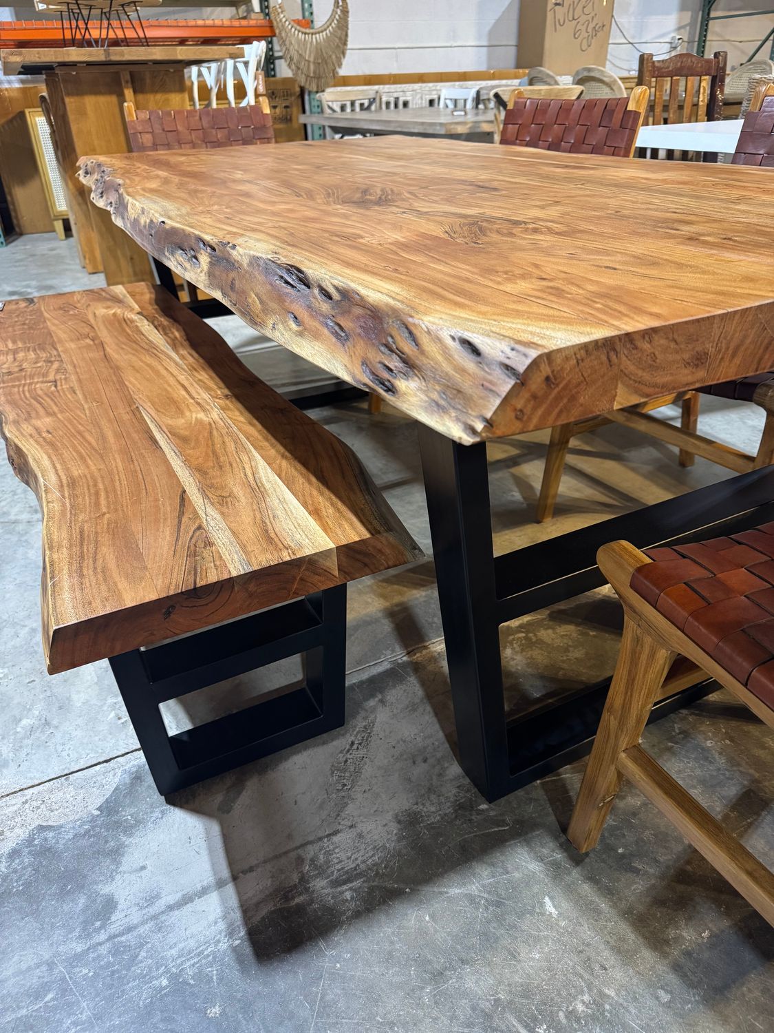 Live Edge Dining Table 84x42x31