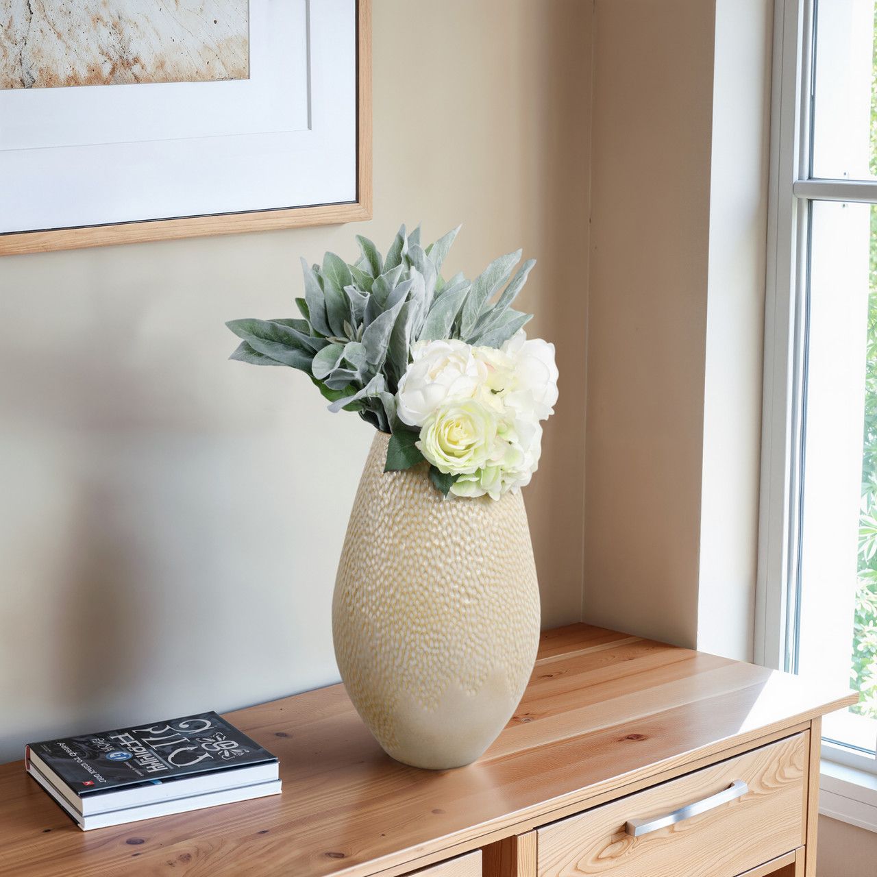 LARGE PORTUGAL VASE 10 x 10 x 16