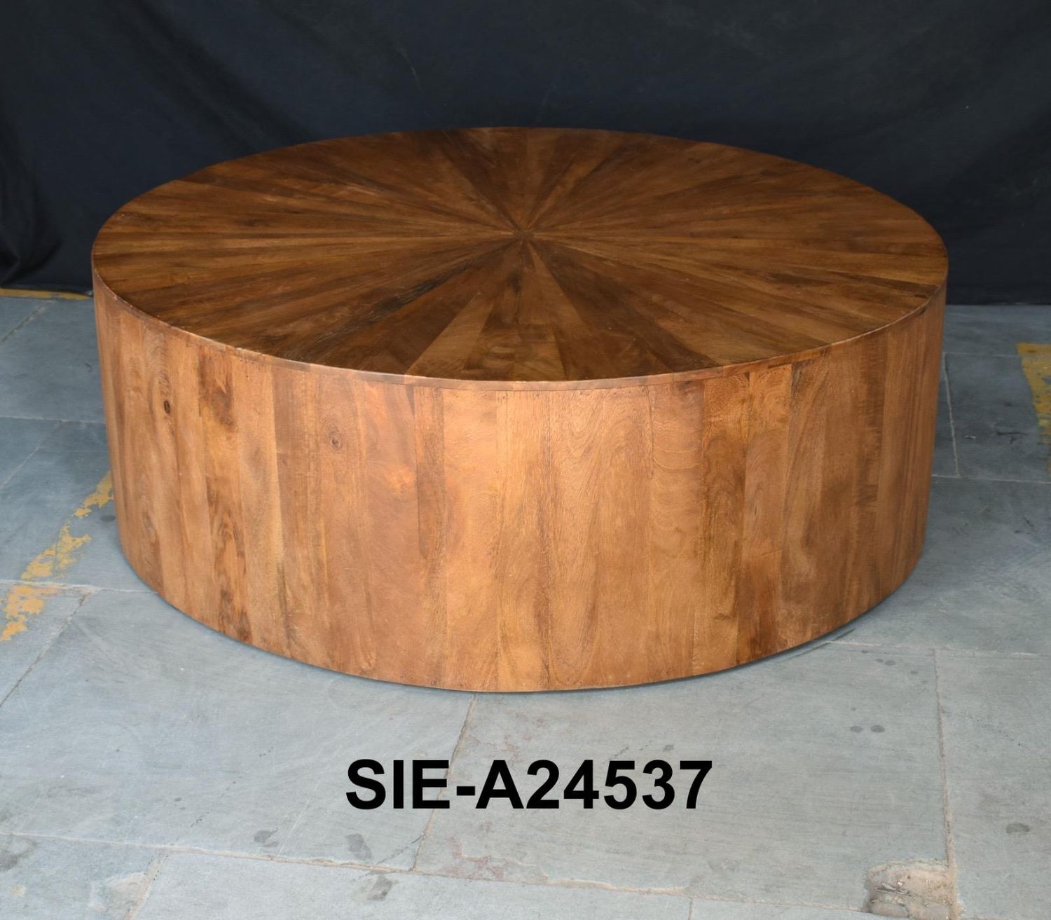 Container Item Wd. Coffee Table 47x47x16 Container Item Wd. Coffee Table 47x47x16