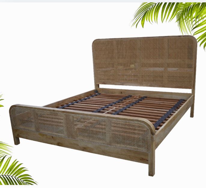 Juliet Queen Bed W: 64" x  D: 79" x  H: 55" w 10"
